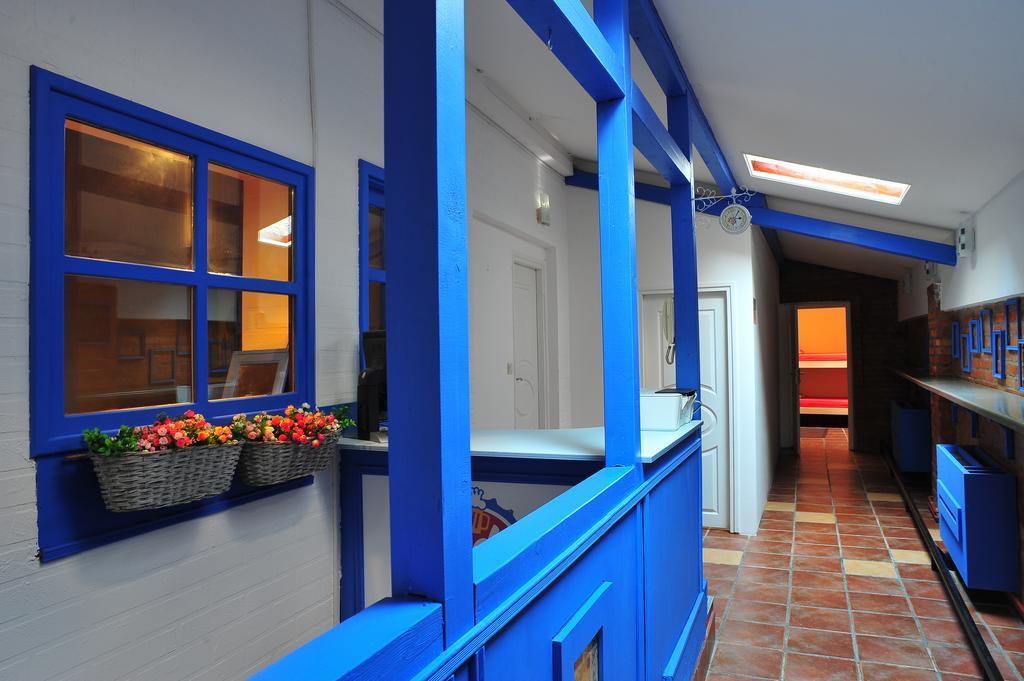 Hostel Bed N Beer Belgrade Exterior photo